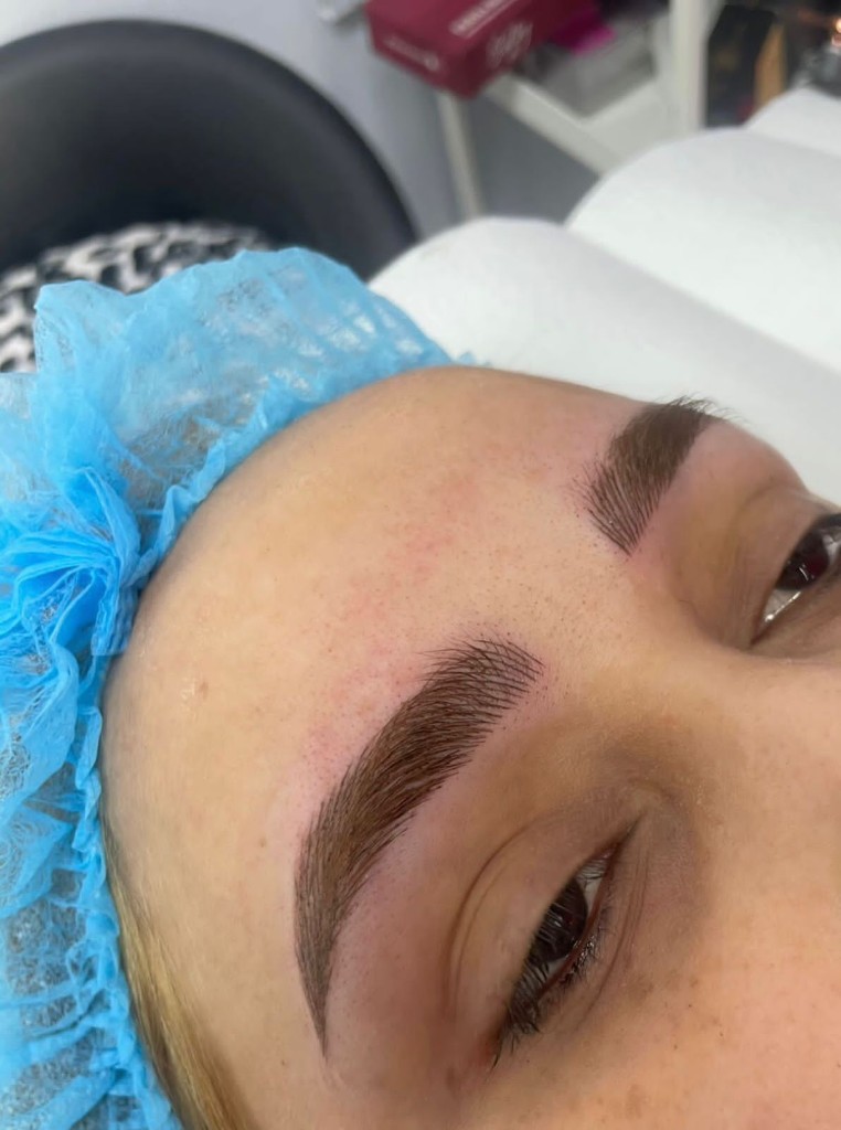 Micropigmentación de cejas